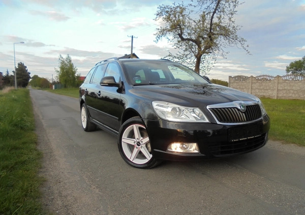 Skoda Octavia cena 29999 przebieg: 177395, rok produkcji 2013 z Gostyń małe 704